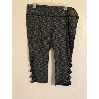 LB Active Women's Black Grey Capri Leggings Cutout Detail Activewear Size 26 28 - Image 1 of 4