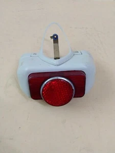 LAMBRETTA VESPA FANALE FARO POSTERIORE LUCE NUOVO ORIGINALE EPOCA - Picture 1 of 7