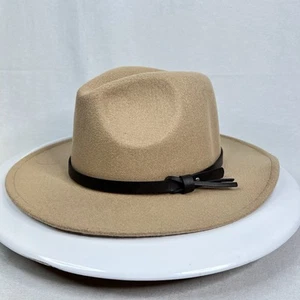 Women’s Beige Felt Fedora Hat Wide Brim 22.5” Inside Circumference EUC - Picture 1 of 8