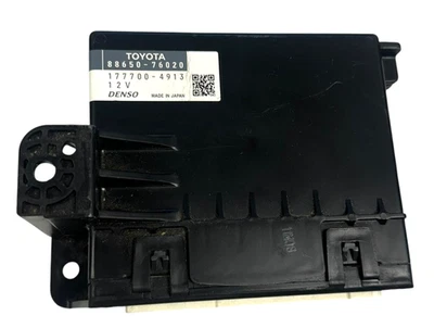 Módulo de control de climatización Lexus CT 200h 2011-2013 OEM Foto 1 de 4