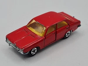 Majorette 1:60 Chrysler 180 rojo estado usado sin embalaje  - Imagen 1 de 6