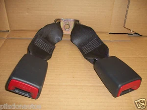 DAIHATSU CUORE 1998-2001 5DOOR REAR DOUBLE SEAT BELT CLASPS - Picture 1 of 1