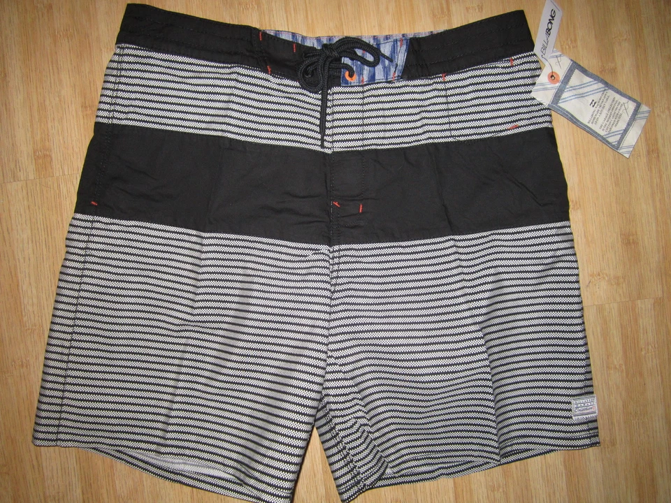 New* Billie Girls 5 Billabong Swimsuit Bikini 2 PC Set Black