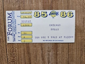 RARE L.A. LAKERS VS CHICAGO BULLS TICKET STUB MICHAEL JORDAN MAGIC 12/01/1985 - Picture 1 of 3