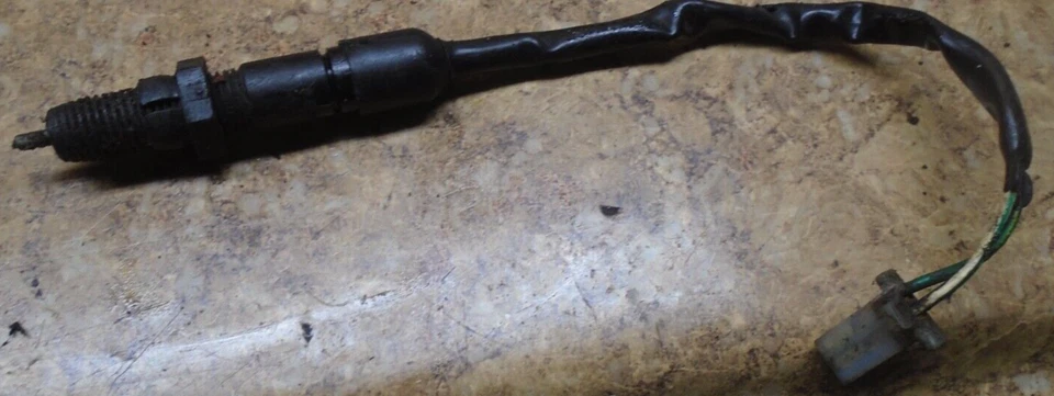 Interruptor de luz de freno trasero Honda CB650 CB 650 CB650C 1980 palanca de pedal Foto 1 de 1