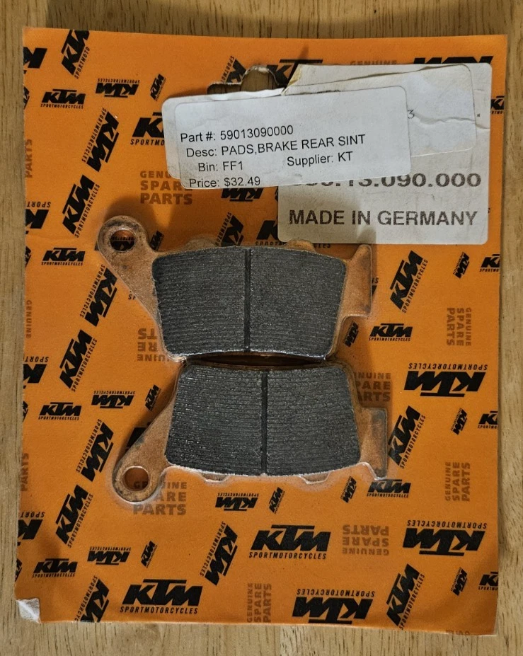 KTM REAR BRAKE PADS PART # 59013090000 - Image 1 of 1