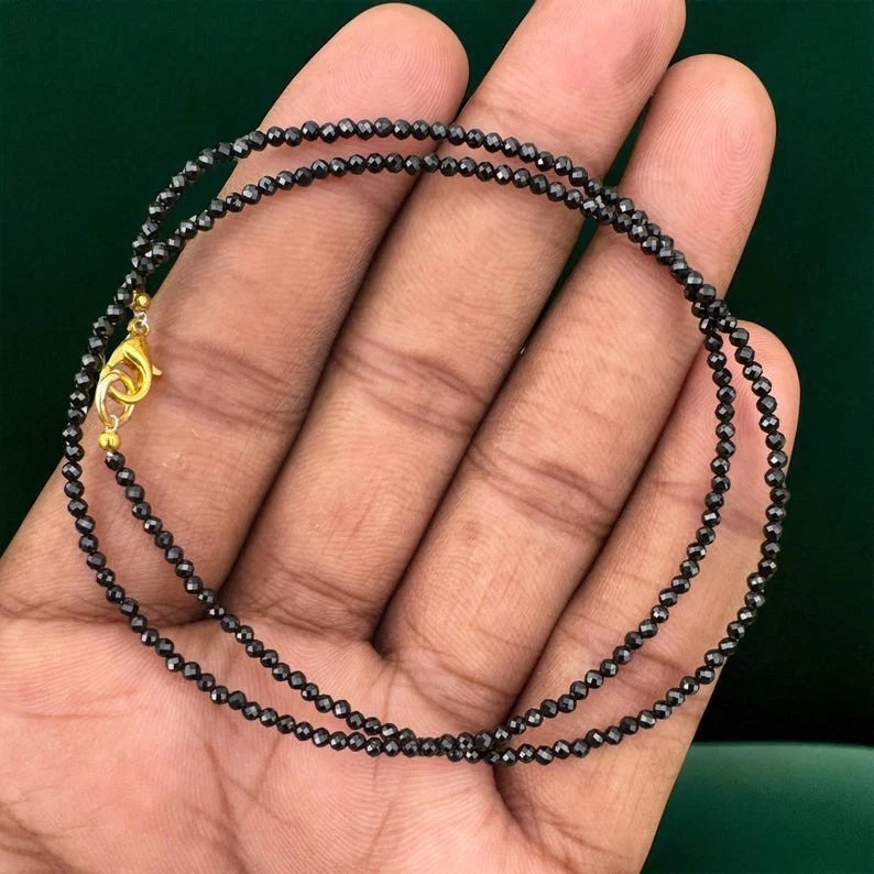 Collar de 24"" con cuentas redondas facetadas de diamantes negros naturales de 2-3 mm Foto 1 de 4