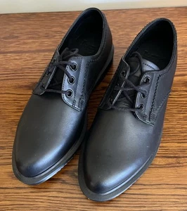 Scarpe donna Doc Martens nuove vintage! US 6 UK 4 punta nera made England - Foto 1 di 13