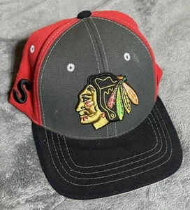 Chicago Blackhawks Zephyr Hat embroidered logo NHL Fitted Cap Size M/L Flexfit - Picture 1 of 4