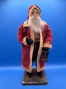 Arrett’s Country Store Abrigo Rojo Papá Noel Hecho a Mano con Lámpara 17” - Imagen 1 de 19