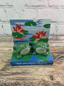 Vintage Ceramic Frogs Salt And Pepper Shakers, Wood & Charles Ltd, NY NOS (A) - Picture 1 of 7