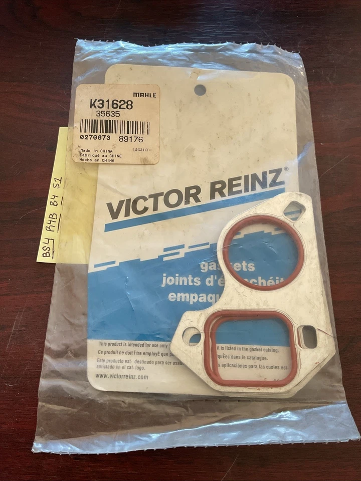 MAHLE K31628 Engine Water Pump Gasket - Image 1 of 1