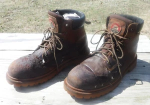 Red Wing Irish Setter 83614 Leather Safety Toe Work boots Men's Size 9.5 E2 - Picture 1 of 10