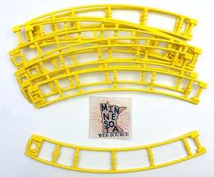 10 Micro Knex Track Yellow 8" Curved Pieces - K'nex Coaster Replacement Parts - Picture 1 of 2