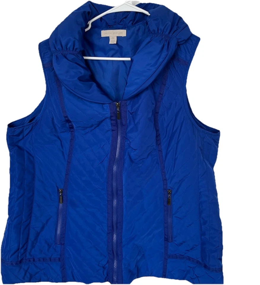 Chaleco acolchado ligero para mujer Laura Ashley talla 2x Cuello chal acolchado  Foto 1 de 4