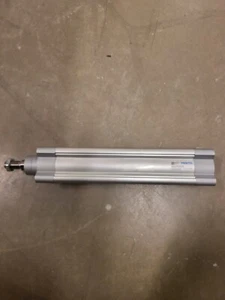 New FESTO DSBC-50-200-PPVA-N3 / DSBC50200PPVAN3 (BRAND NEW) - Picture 1 of 5