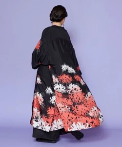Yamono Ya Kaya Modern, Long Haori Kimono, Red Spider Lily JPN - Picture 1 of 4