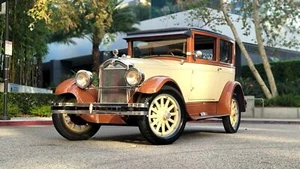 1926 Buick Sedan 1926 BUICK 2 DOOR SEDAN / RESTORED - Picture 1 of 24