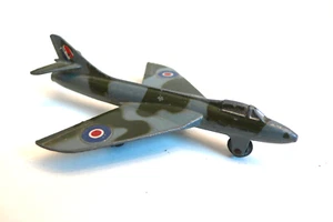 DINKY TOYS AVION HAWKER HUNTER Lg 7cm TRÈS BON ÉTAT - Imagen 1 de 5