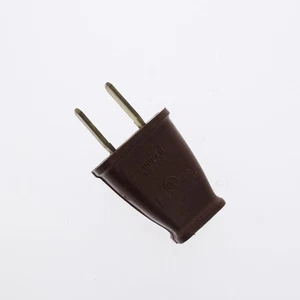 Cooper SA840B Brown 15A Plug w/ Cord Clip Non-Polarized 1-15P Bulk Non-Grounding - Picture 1 of 7