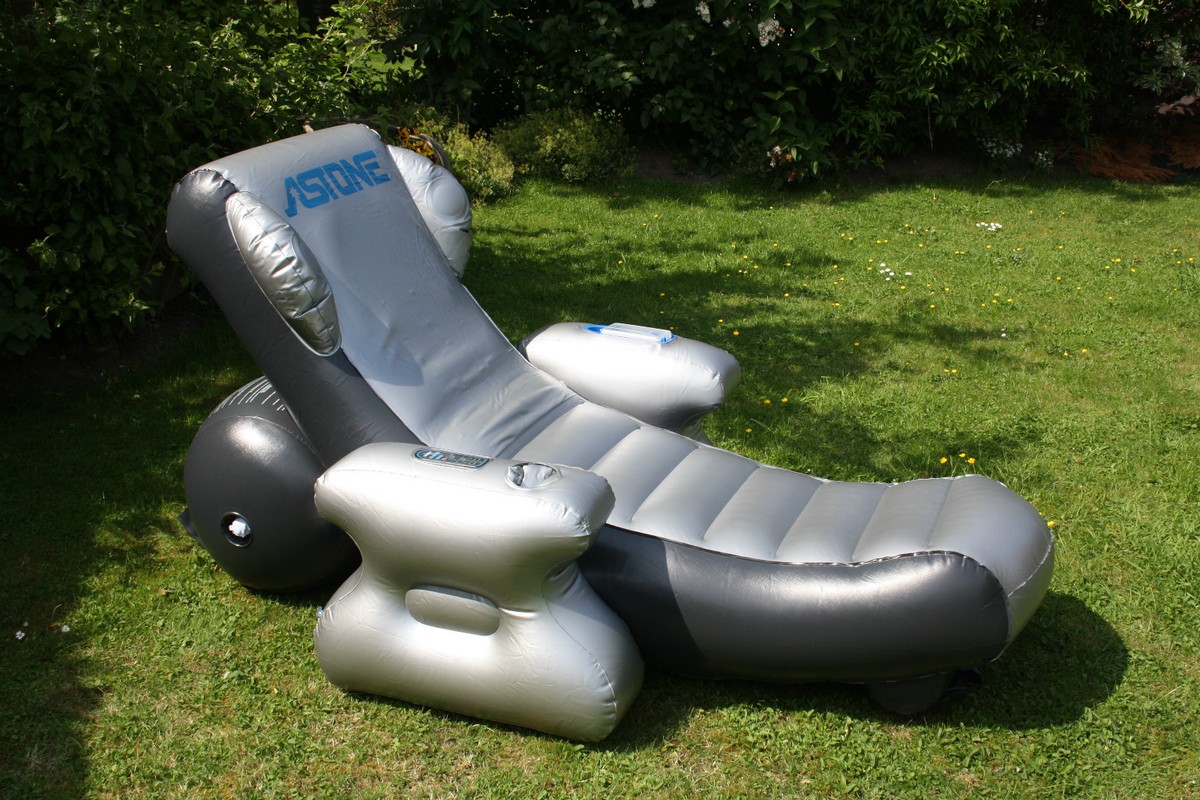 Aufblasbarer Pool-Sessel Mit LED Licht - Bequemer Schwimmliege Mit Getränkehaltern