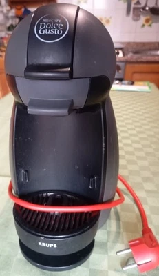 Macchina Caffè Dolce Gusto Nescafè Capsule Espresso Krups KP 100 (testata Ok) - Immagine 1 di 4