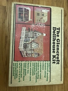 Kit para casa de muñecas Greenleaf The Glencroft Tudor - Imagen 1 de 4