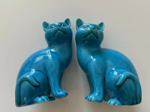 Turquoise Kittens set of 2 Porcelain Figurine Vintage - Picture 1 of 10