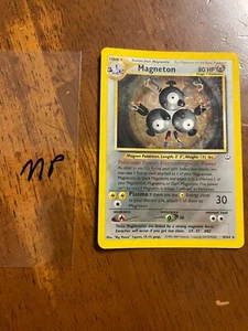 Magneton 10/64  Holo Rare Neo Revelation  - Pokemon Card - MP HP - Foto 1 di 3