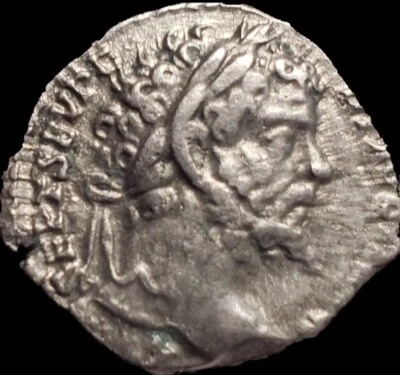 Denario de plata Septimio Severo 193-211. Roma.  Imperio Romano  Foto 1 de 2