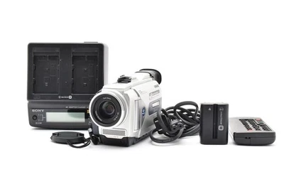 【 NEAR MINT 】 SONY DCR-TRV50 Camcorder Handycam MiniDV Video Camera From Japan - Image 1 of 4