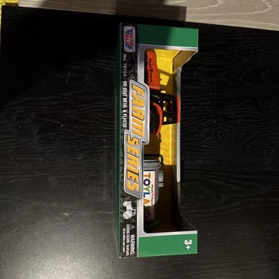 Fleet Farm Toyland Motor Max Series Die Cast Metal Plastic Tractor Tank 76702 - Image 1 of 4