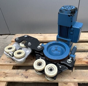 DEMAG CRANES  Typ: DRF200  I= 84,6  + Typ: ZBF 63 A 4 B003 - Picture 1 of 12