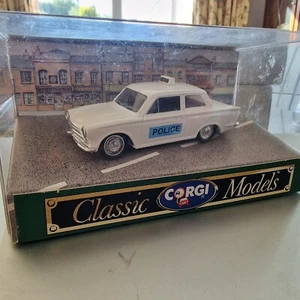 Corgi Classic Models D708 Ford Cortina Saloon Police Car - Boxed - Picture 1 of 4