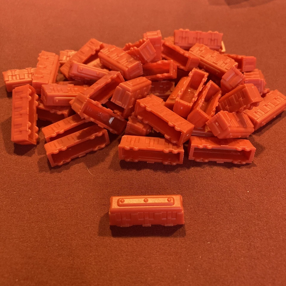 Juego de mesa Ticket To Ride piezas de repuesto - 48 vagones de tren rojos Foto 1 de 2