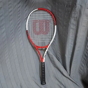Raqueta de tenis Wilson Roger Federer 110 cuerdas eléctricas rojo blanco  - Imagen 1 de 9