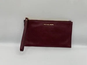 Michael Kors Wristlet - Picture 1 of 10