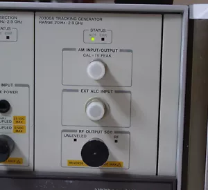 HP 70300A Tracking Generator 20 Hz-2,9 GHz - Bild 1 von 1