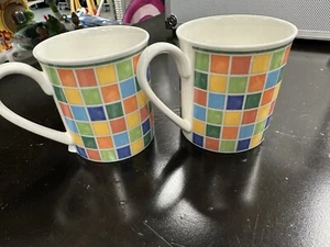 Villeroy & Boch pair of new Twist Alea Limone 3.25-inch mugs - Picture 1 of 2