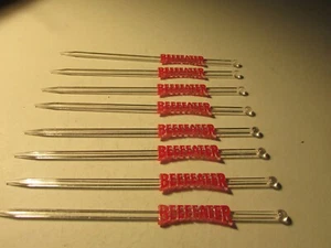 De colección - Beefeater Gin - PALOS SWIZZLE - agitadores - Juego de 8 rojos en claro - nuevos - Imagen 1 de 4