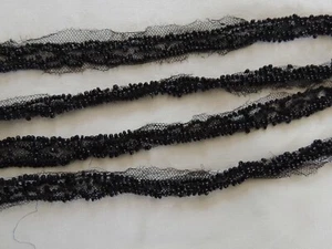 Beau Métrage Ancien de galon Napoleon III Perles Jais sur tulle broderie 2m - Picture 1 of 3