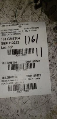 2004 TRAVA DO CAPÔ CHEVROLET VAN EXPRESS 1500 SERIES 25721612 - Imagem 1 de 4