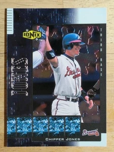 2000 UD Ionix #10 Chipper Jones - Picture 1 of 2