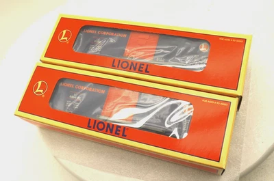 Lionel, O, 6-19953/6-29200, Set of Two 1997 Railroader Club Box Cars, C-8 LN/OB - Image 1 of 4