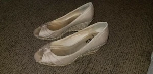 Damen Life Stride Strampler hellbraun Keilabsatz Größe 7,5 M - Bild 1 von 6