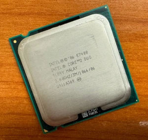 Intel Core 2 Duo E7400 (SLB9Y) 2.8 GHz Dual Core LGA 775 CPU / Processor - Picture 1 of 1