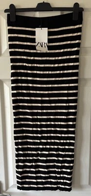 Falda midi de jersey acanalado ZARA a rayas negras y cremas nueva con etiquetas S 10 Foto 1 de 3