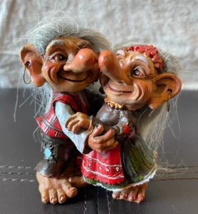 EUC NyForm Troll Resin Figurine Gypsy Old Couple Gray Hair Large Nose Ugly 3.5" - Picture 1 of 8