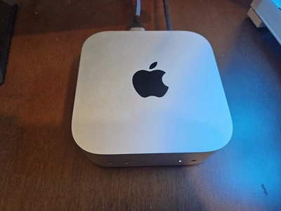 Mac Mini M4 16 GB RAM, 256 GB SSD, 2024 Apple + tastiera e tappetino omaggio - Immagine 1 di 4