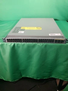 Cisco Nexus 9372TX (N9K-C9372TX-E) 48-portowy przełącznik Ethernet do montażu w szafie - Zdjęcie 1 z 3